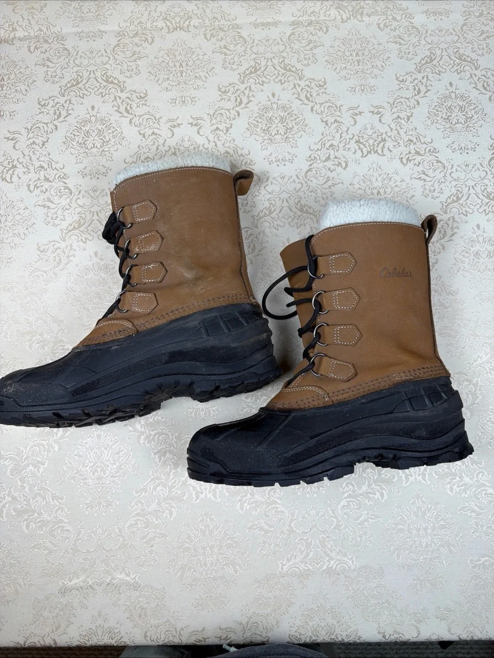 Cabela's Tan Leather Shearling-Trim Lace-Up Winter Boots with Black Soles, 11